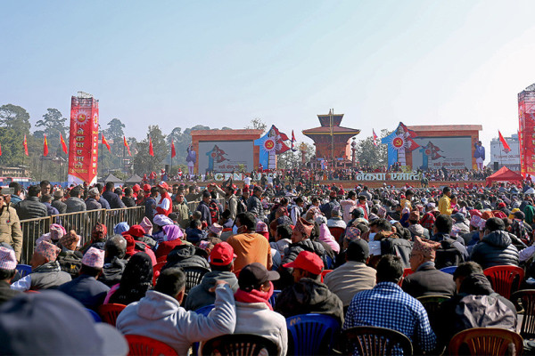 झकिझकाउ र भव्य सल्लाघारी चौर